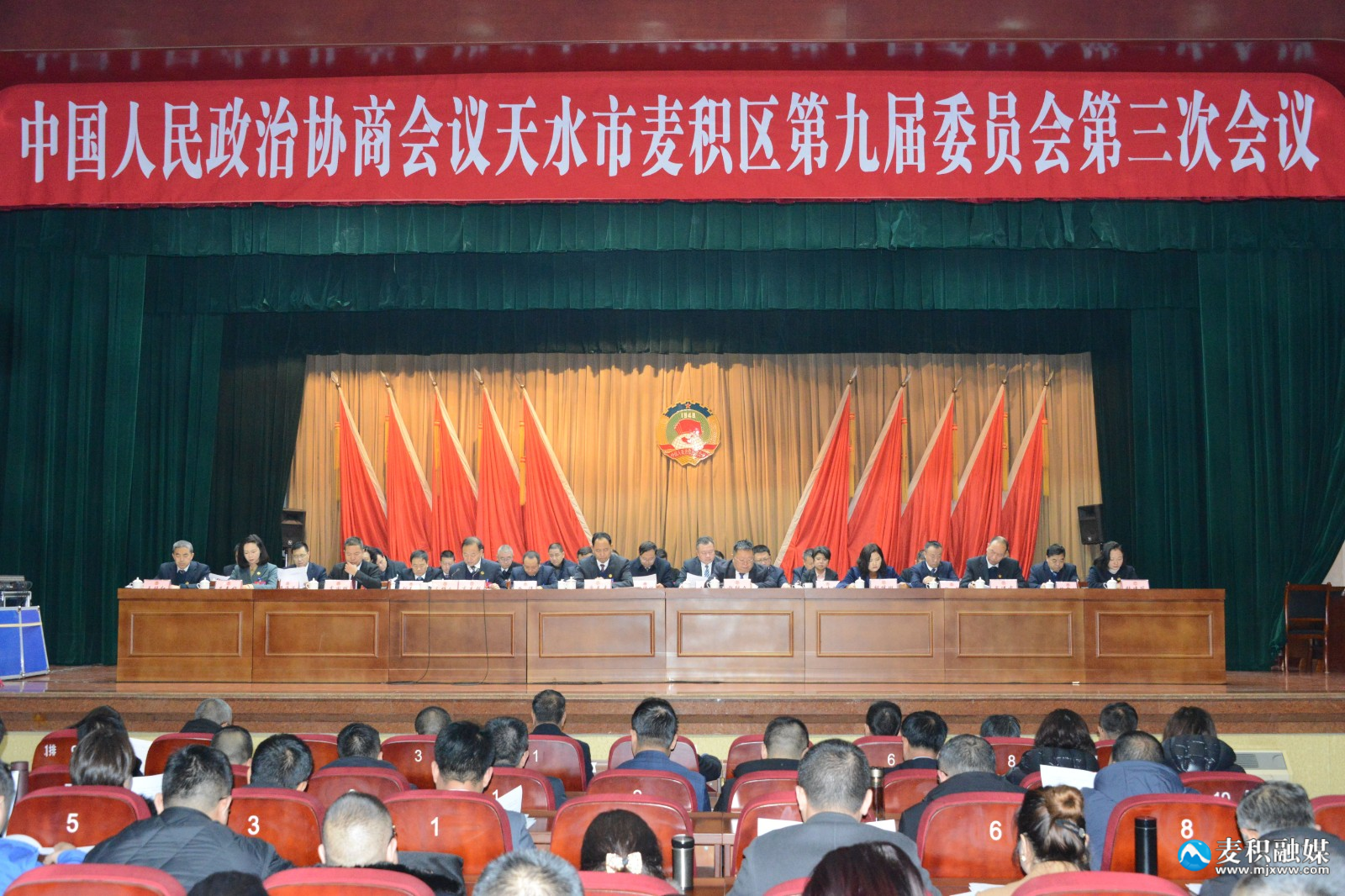 DSC_0375(1) DSC_0375(1)