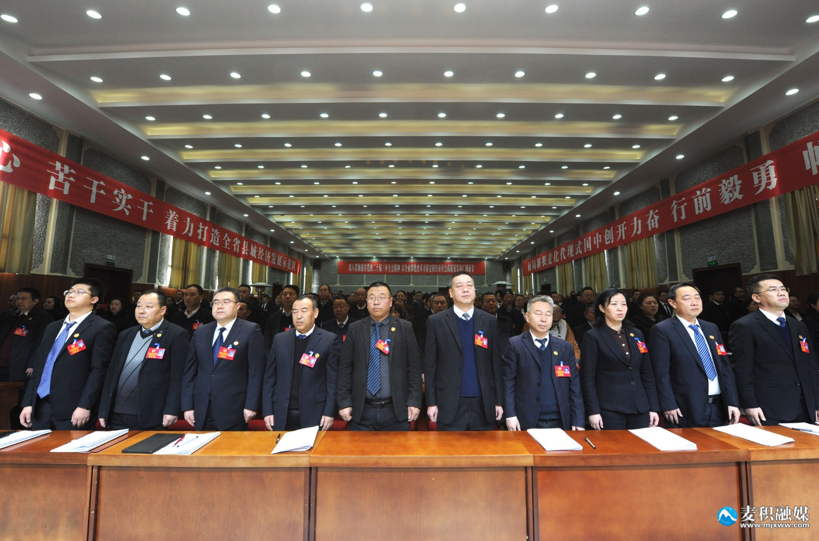 DYH_2499(1) DYH_2499(1)