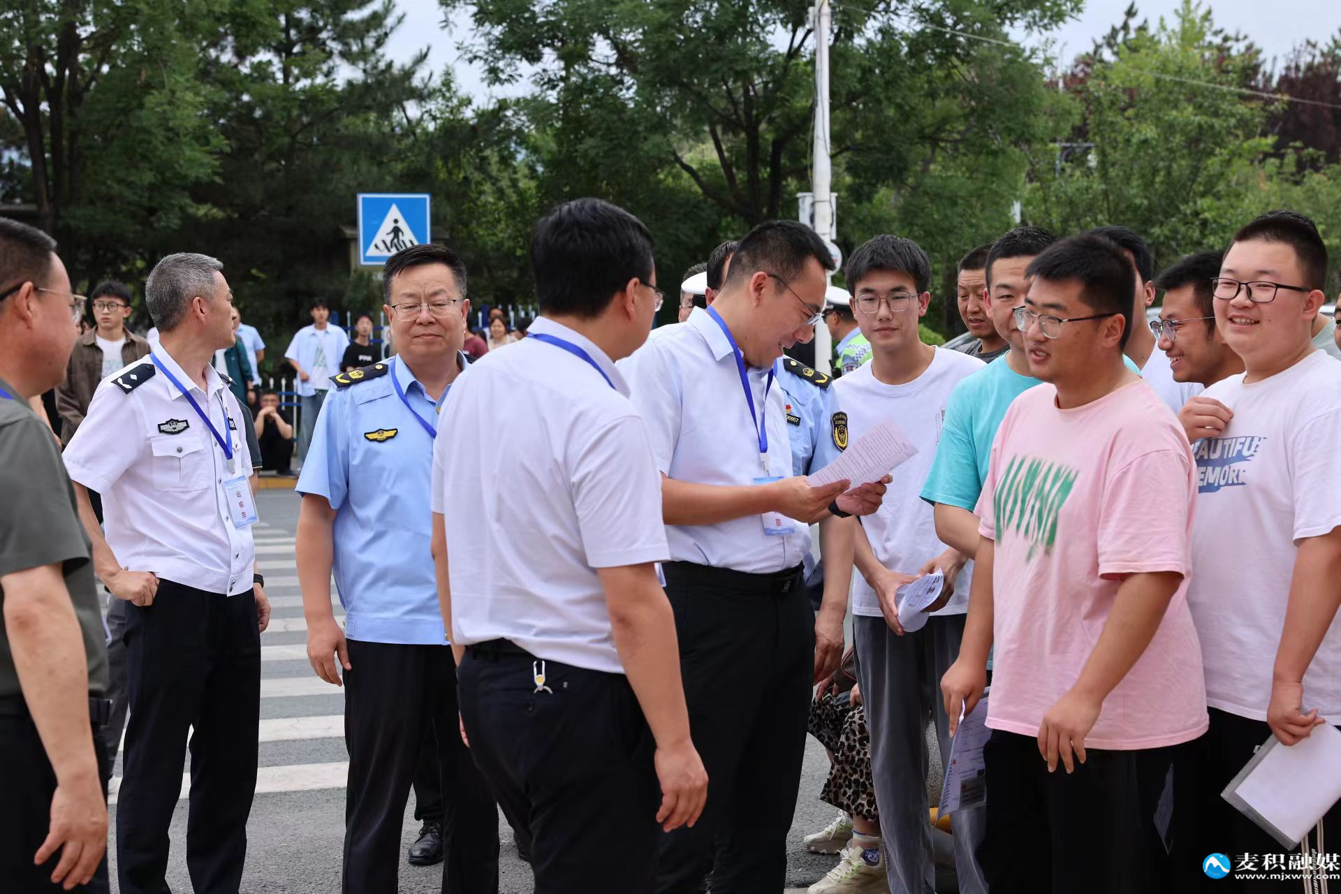 1749211259568019542.jpg 1749211259568019542.jpg