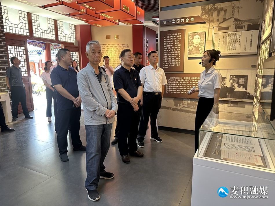 71ccbc4423bbee6965e686b3e684fb5