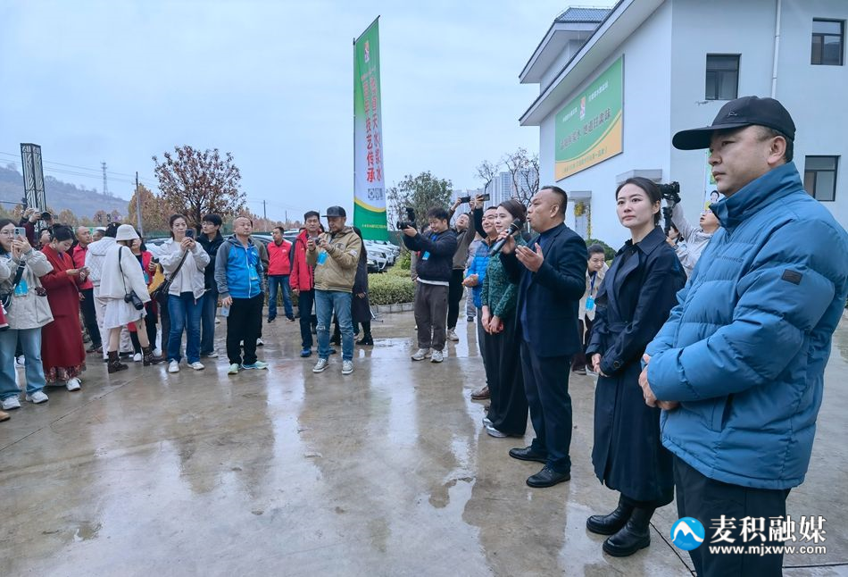 9e7aed29458a86d0e8bb3cc510a1b90